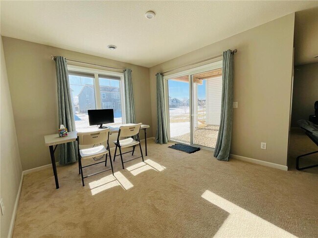 Building Photo - 1935 Mulberry Ln