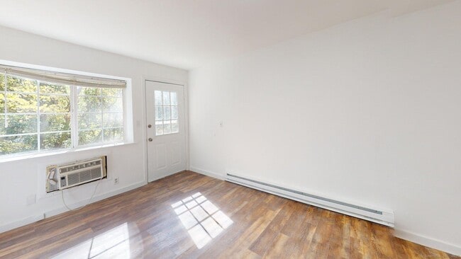 Building Photo - 26 Sunset Terrace