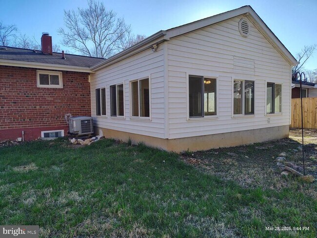 Building Photo - 6312 Indian Run Pkwy