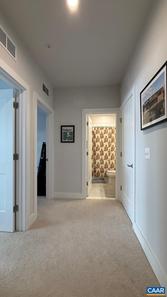 Building Photo - 676 Noush Ct
