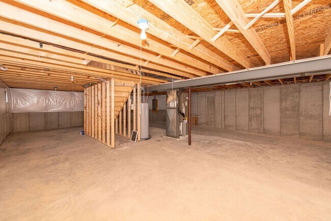 Building Photo - College Hill- New Construction! Stunning 3...