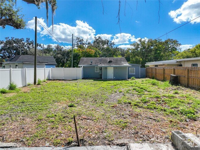 Building Photo - 1329 30th St