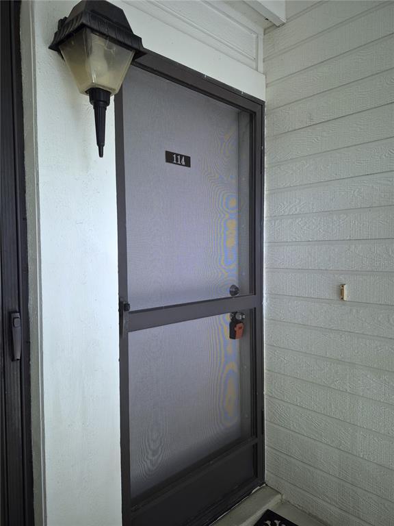 Building Photo - 114 Meadow Ln