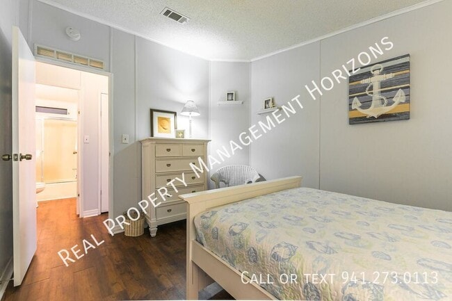 Building Photo - 317 Bougainvillea Cir