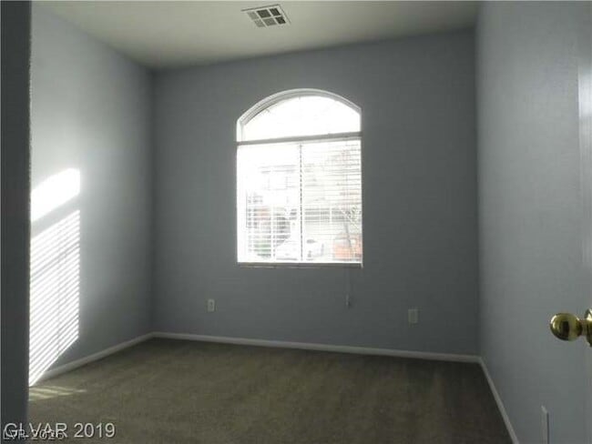 Building Photo - 11440 Parkersburg Ave