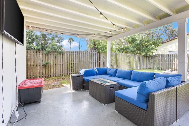 Building Photo - 5201 S Quincy St