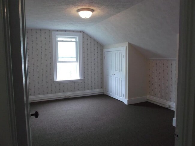 Building Photo - 7525 Ethan Allen Hwy