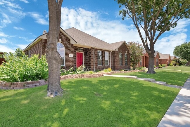 Building Photo - 1532 Brandywine Dr