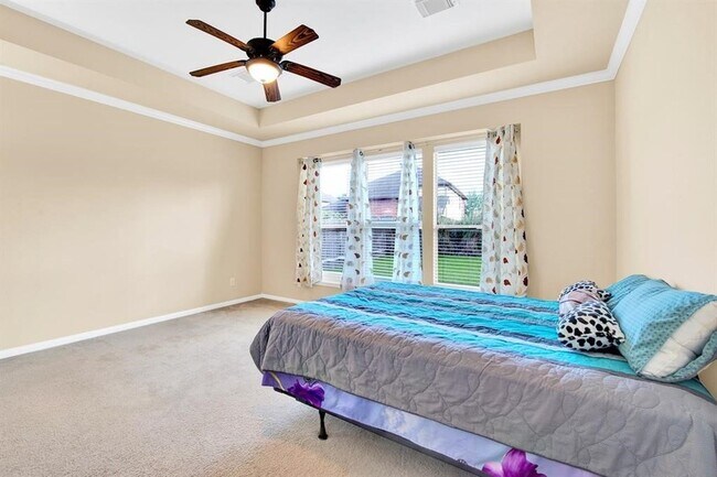 Building Photo - 25431 Hall Meadow Ln