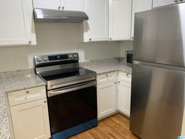 Building Photo - 2752 Southbury Cir