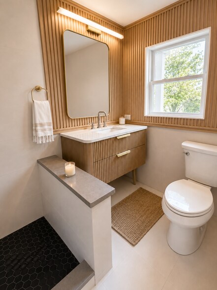 bath 1 - 25 Undine Rd