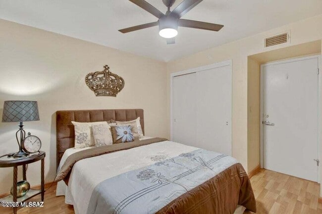 Building Photo - 55 N Cherry Ave