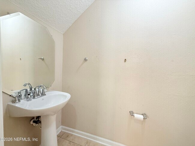 Building Photo - 3683 Hartsfield Forest Cir