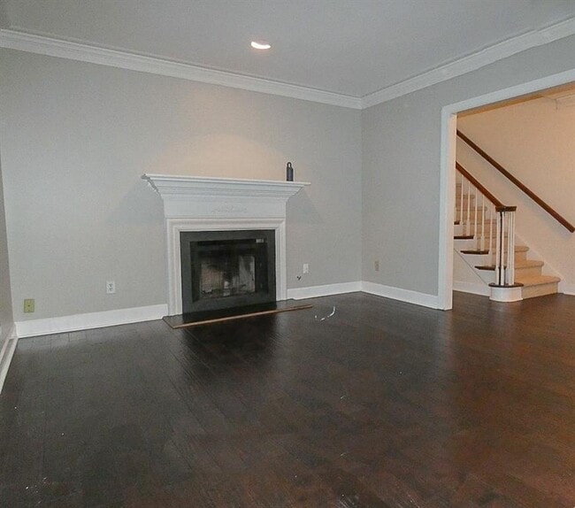 Building Photo - 99 Mt Vernon Cir
