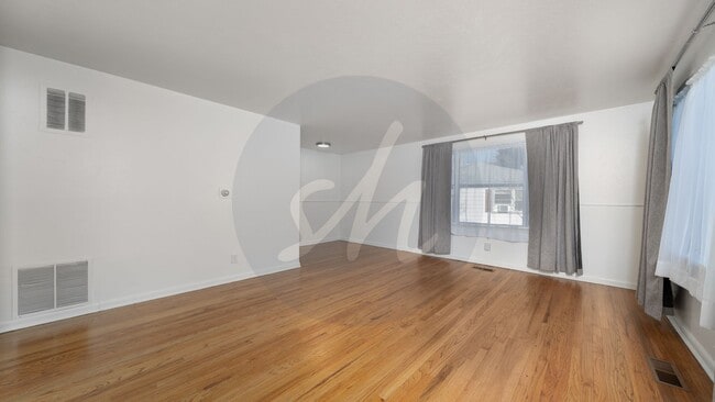 Building Photo - Single Family Home located in Audubon Gardens