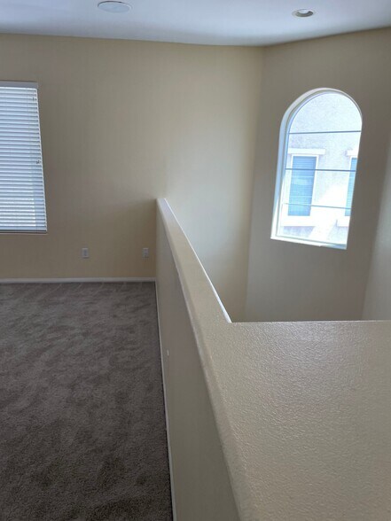 Building Photo - 11372 Colinward Ave