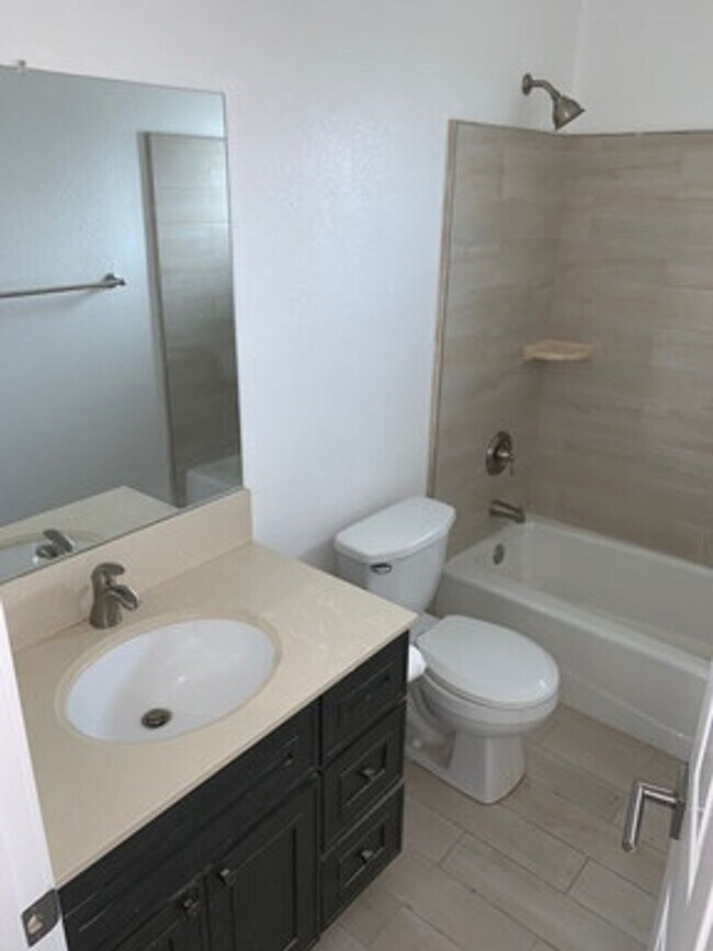 Building Photo - Beautiful Home / Concord CA