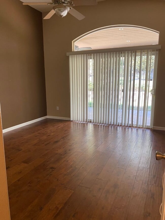 Building Photo - BEAUTIFUL 3 BEDROOM HOME IN THE CROWN HILLS DEVELOPEMENT OF ALPINE