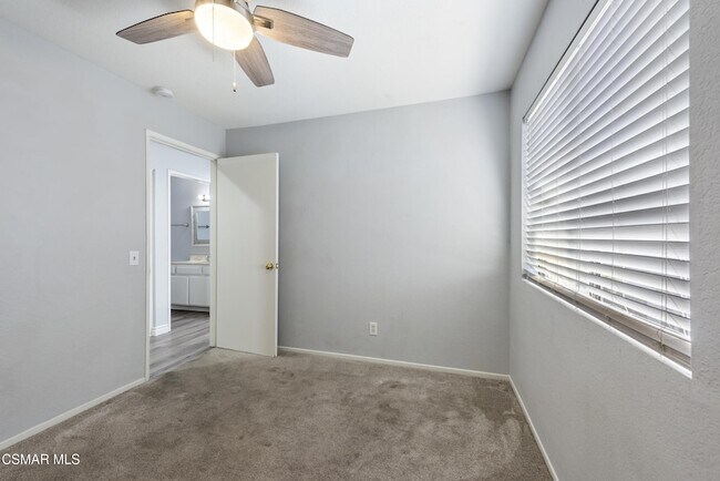 Building Photo - 152 Maegan Pl