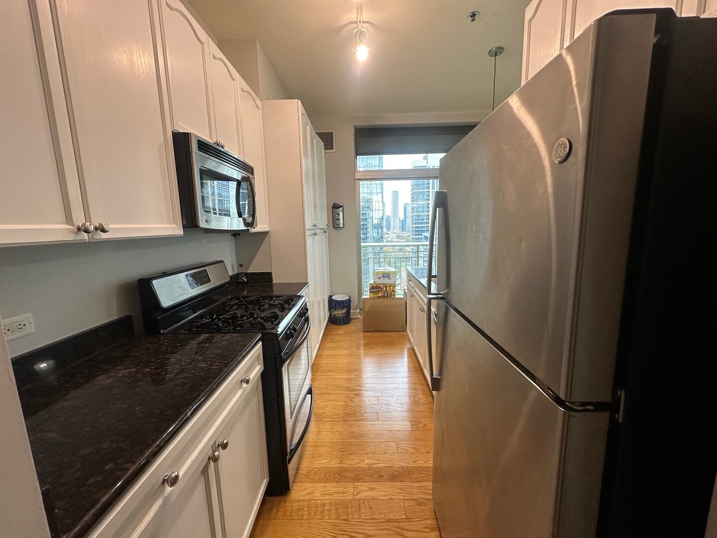 Building Photo - 1400 S Michigan Ave