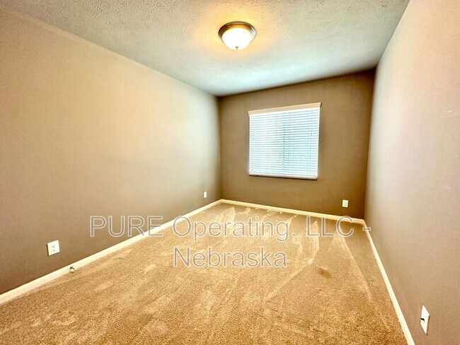 Building Photo - 7605 N 92nd Ave