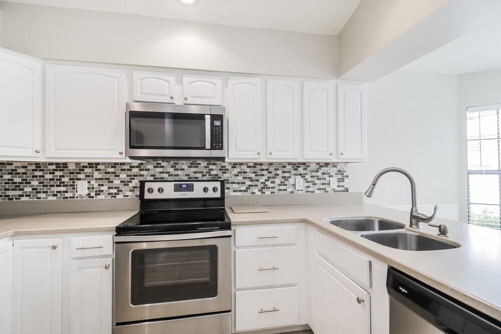 Building Photo - 4262 Sandhurst Dr