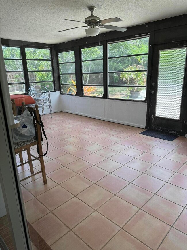 Building Photo - 3230 Pebble Beach Dr
