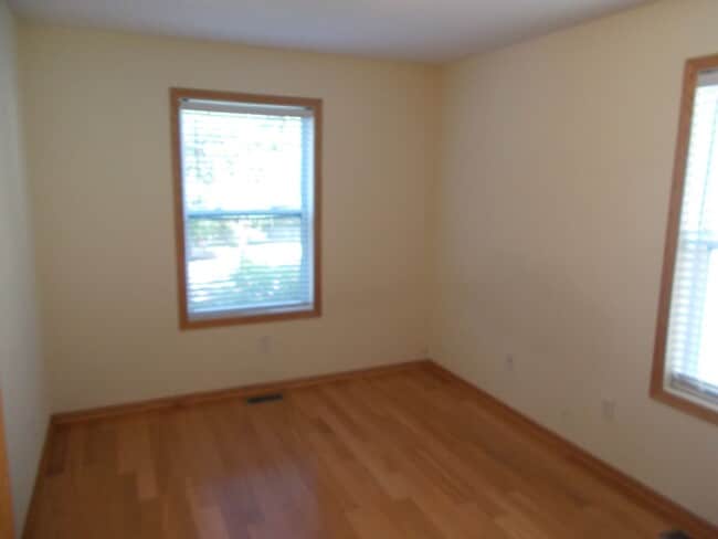 Building Photo - 1020 Stinson St