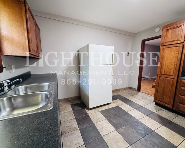 Building Photo - 2152 Dandridge Ave