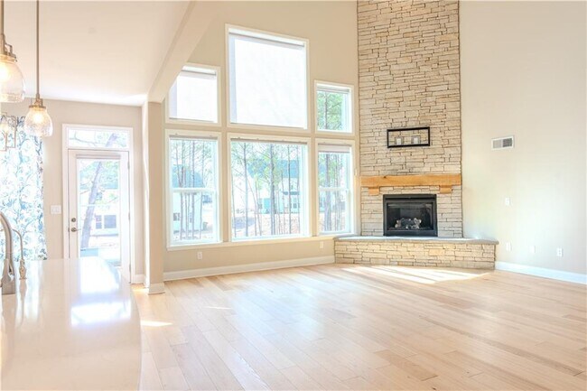 Building Photo - 8040 Scenic Ridge Wy