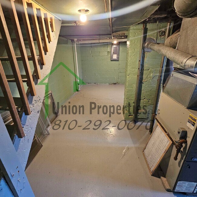 Building Photo - 518 Glenwood Ave