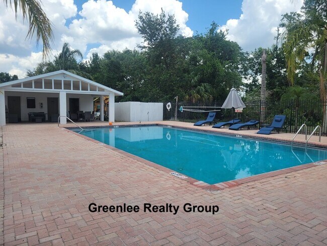 Building Photo - Don't miss this beautiful, peaceful, updat...