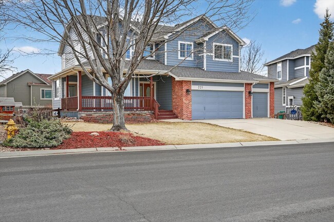 Building Photo - Stunning 5-BD 4-BA Outlook Home with Flatirons Views & Finished Basement
