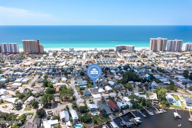 Building Photo - 6813 S Lagoon Dr