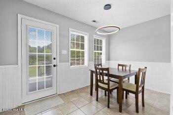 Building Photo - 212 Quail Creek Ct
