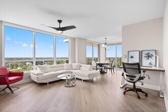 Building Photo - 600 W Las Olas Blvd