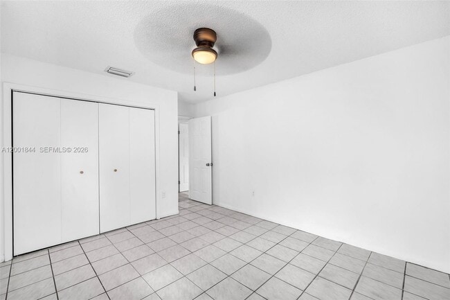 Building Photo - 535 NW 44th Ave