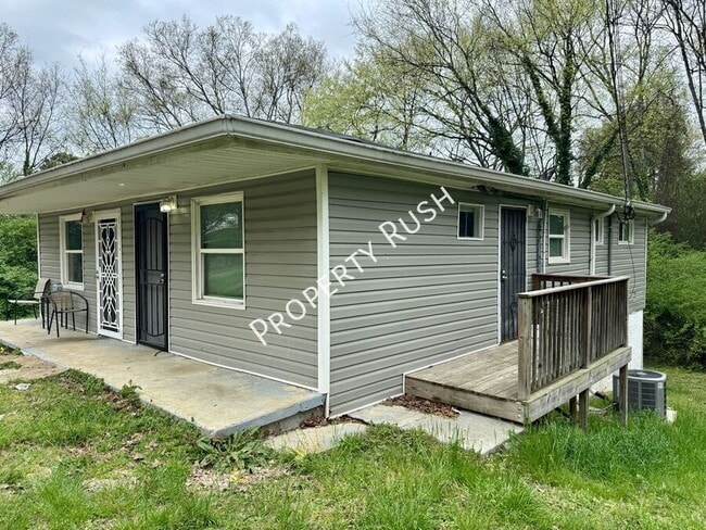 Building Photo - 6303 Walden Ave