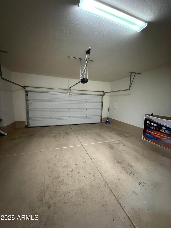 Building Photo - 9242 W Meadow Dr