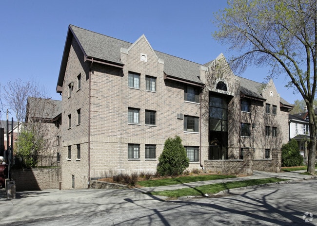 Primary Photo - Kensington Apartments