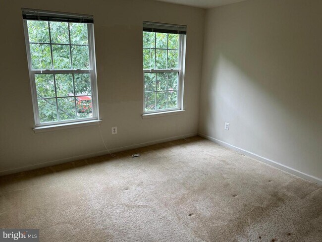 Building Photo - 12489 Pfitzner Ct