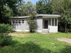 Building Photo - 402 Midflow St