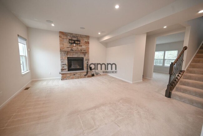 Building Photo - 8768 Mavis Trl