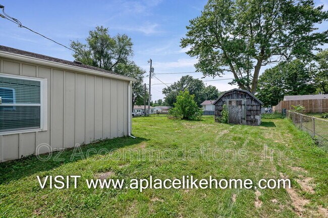 Building Photo - 3310 Iroquois Ln