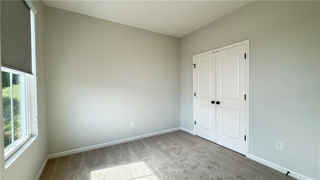 Building Photo - 1475 Creekside Cir NW