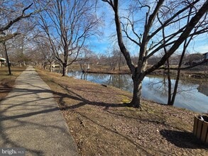 Building Photo - 1729 Leisure Way