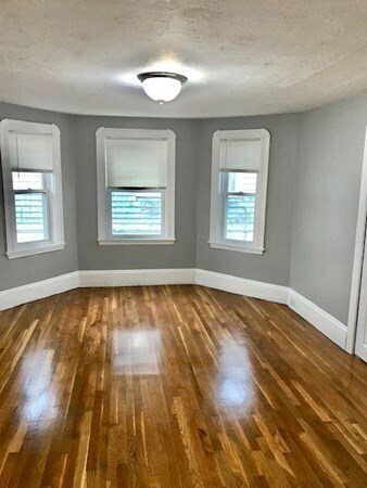 Building Photo - 41 Fellsway E