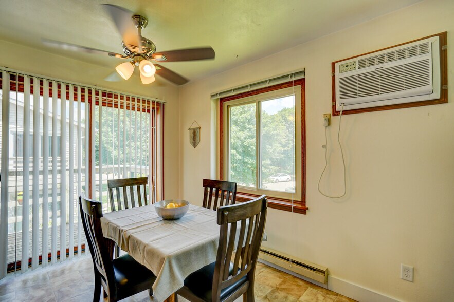 Photos are of mirror unit in the same building. Exact finishes may be different. - 42 Park Heights Court