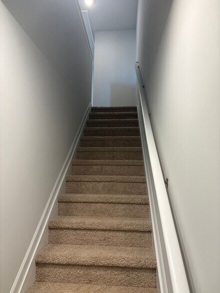 Building Photo - 3462 Firestone Dr