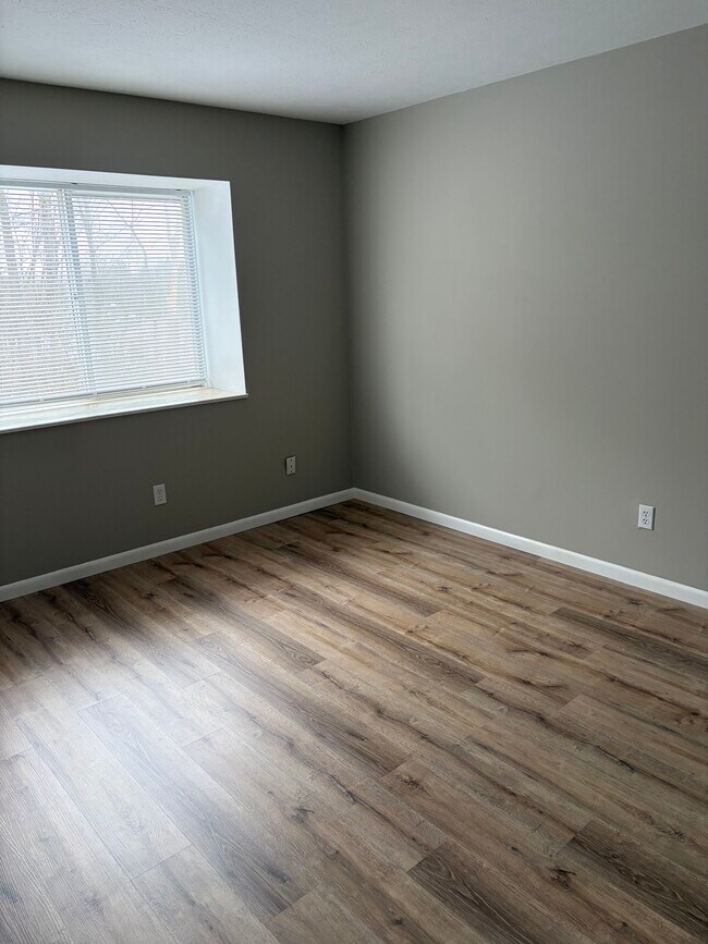 Building Photo - 2728-2738-2738 Juno Pl